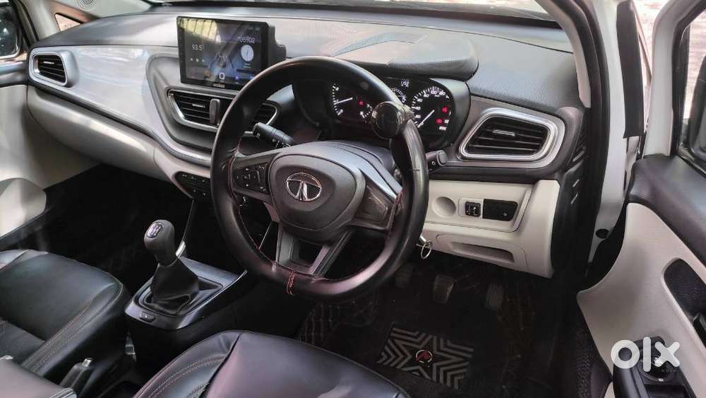 Tata Altroz Xm Plus Icng, 2023, Cng & Hybrids