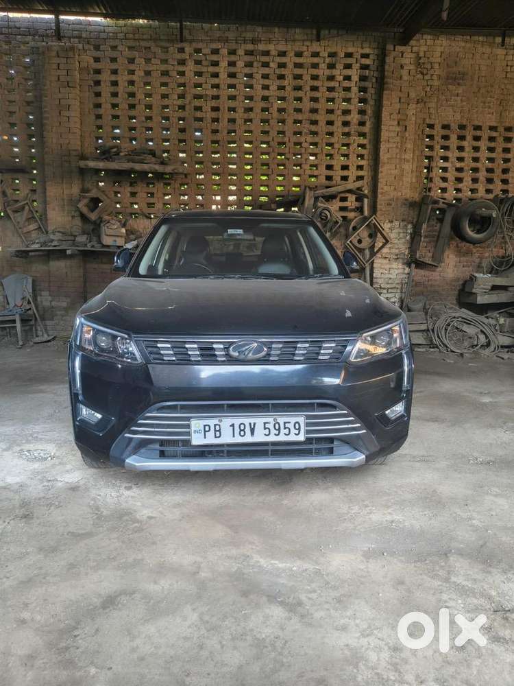 Mahindra Xuv300 2020 Diesel Well Maintained