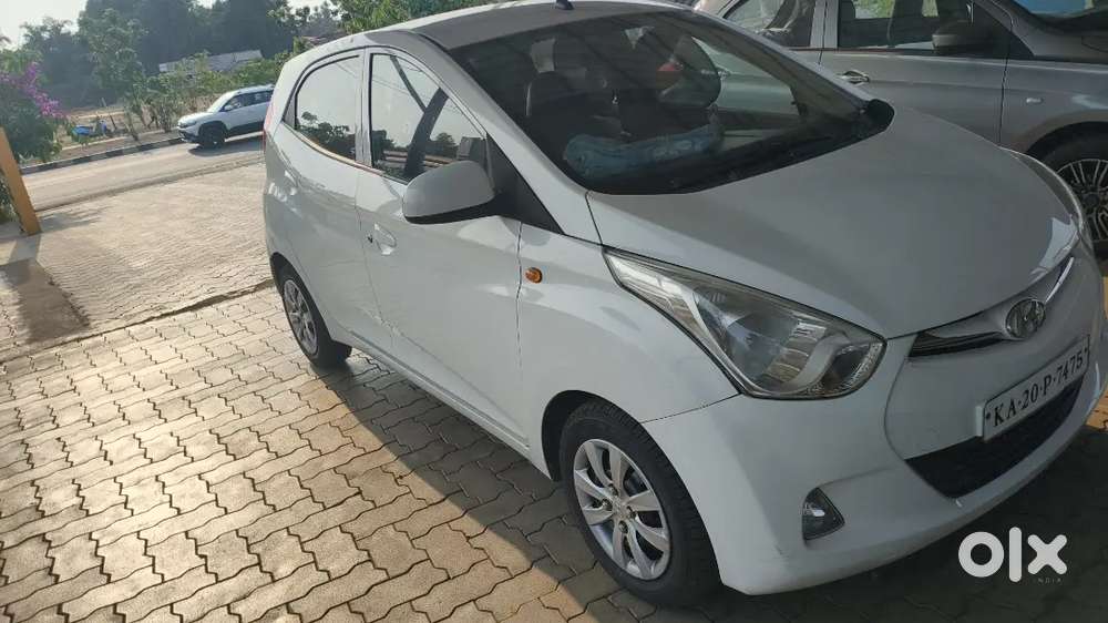 Hyundai Eon 2011 Petrol Well Maintained