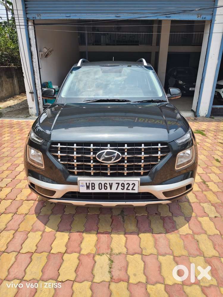Hyundai Venue, 2021, Petrol