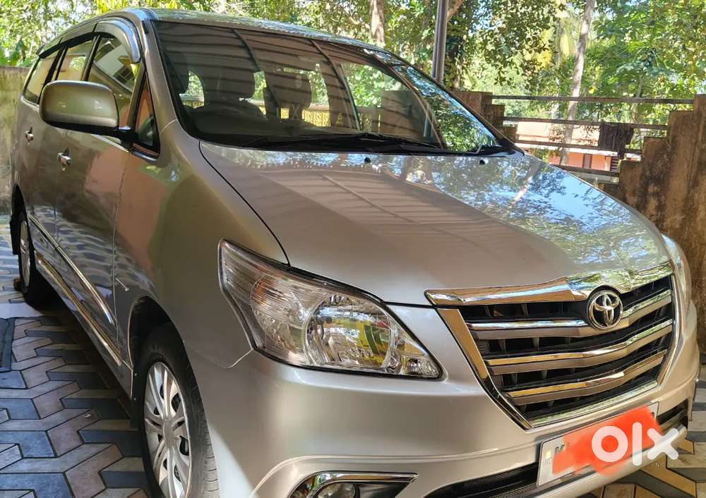 Toyota Innova 2.5 G 2013