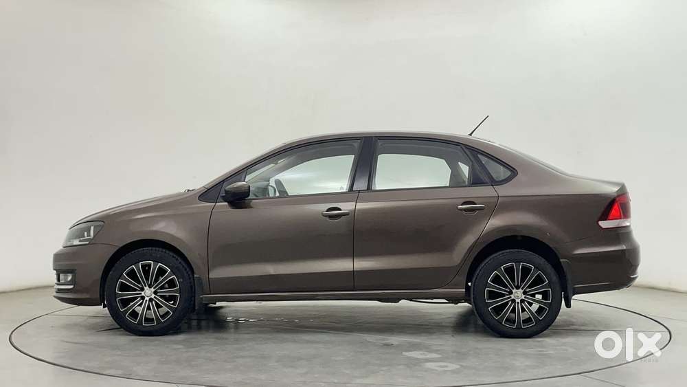 Volkswagen Vento 1.2 Tsi Highline At, 2016, Petrol