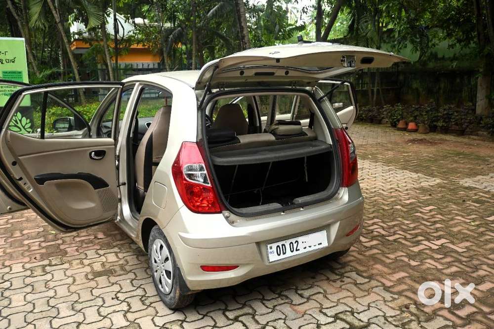 Excellent Condition 2012 Hyundai I10 (petrol) 1.2l Sportz For Sale