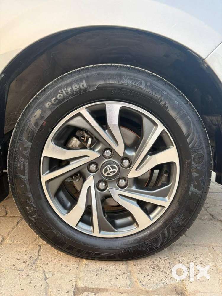 Toyota Innova Crysta 2.4 V 7 Str, 2022, Diesel