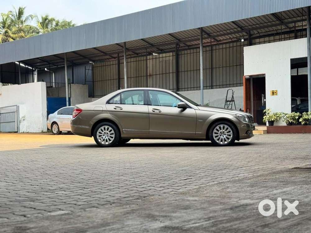 Mercedes-benz C-class 2011