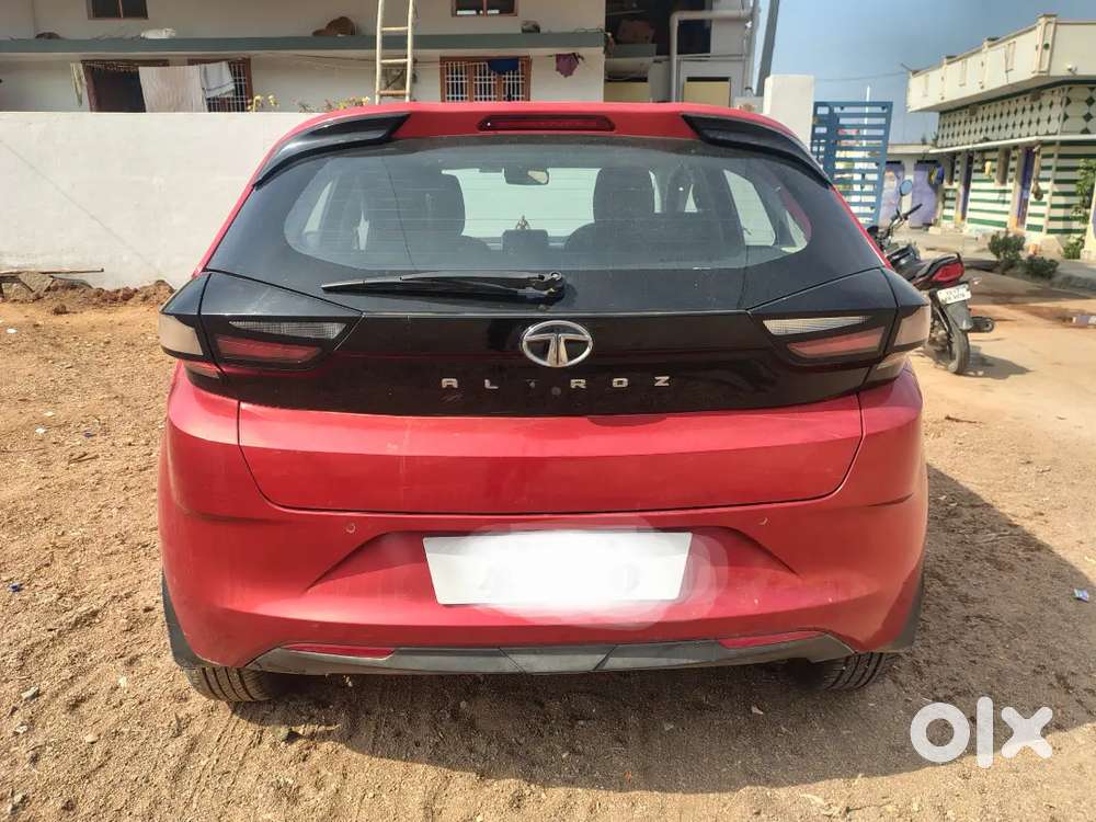 Tata Altroz 2021 Petrol 39664 Km Driven