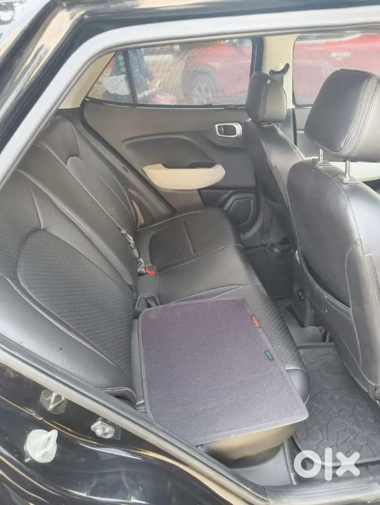 Hyundai Venue 1.2 Petrol 2024 Manual