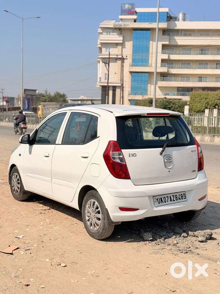 Hyundai I10 Sportz, 2013, Petrol
