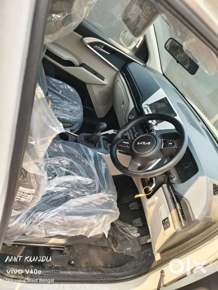 Kia Carens Clavis 2026 Model 7-seater