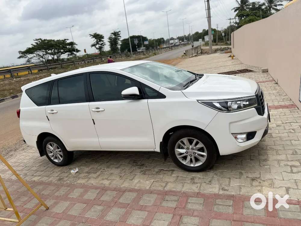Toyota Innova Crysta 2023