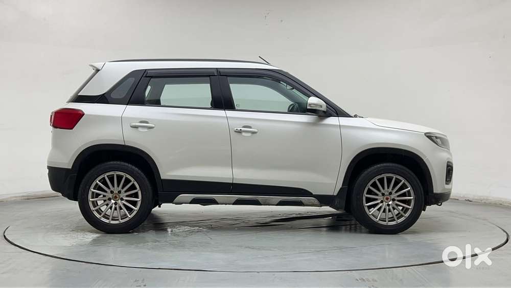 Maruti Suzuki Vitara Brezza 1.5 Zxi Plus At, 2021, Petrol