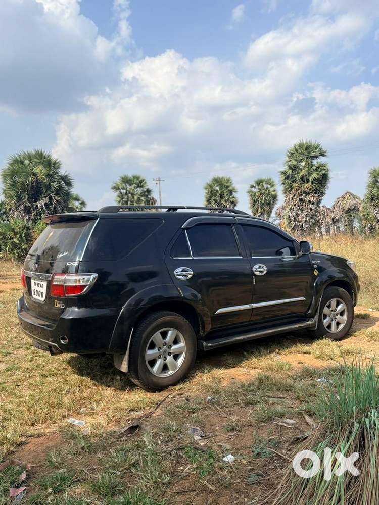 Toyota Fortuner 2012 Diesel Well Maintained