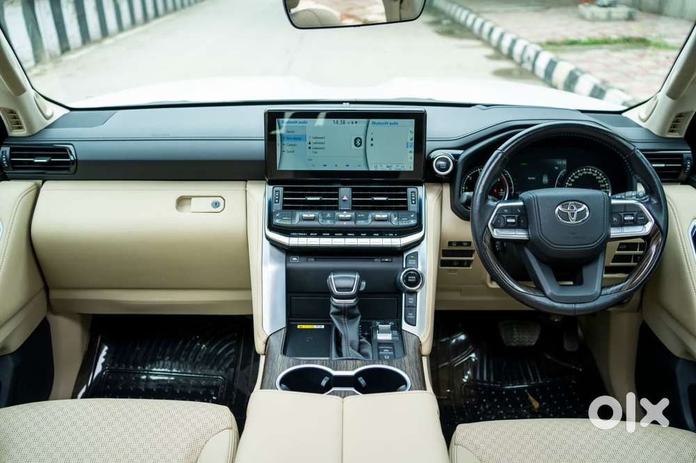 Toyota Land Cruiser 3.3 Zx Diesel, 2023, Diesel