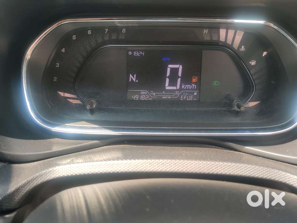 Tata Nexon 1.2 Revotron Xma Amt (s), 2021, Petrol