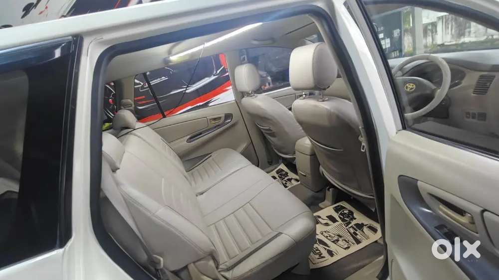 Toyota Innova 2.5 Diesel 2012 Re