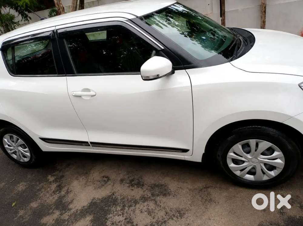 Maruti Suzuki Swift Vxi 2024