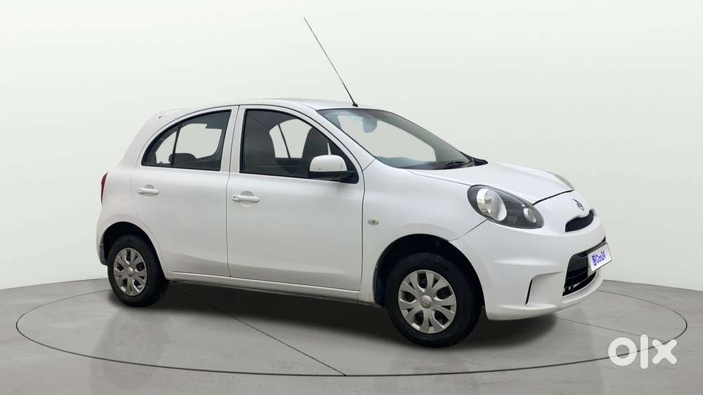 Nissan Micra Active Xv, 2015, Petrol