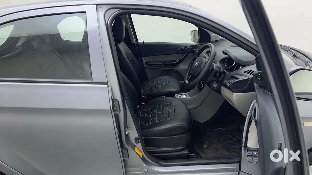 Tata Tiago Xza, 2019, Petrol