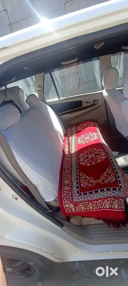 Toyota Innova 2.5 G1 2010