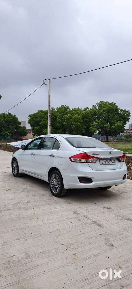 Maruti Suzuki Ciaz 1.3 Alpha Shvs, 2017, Petrol
