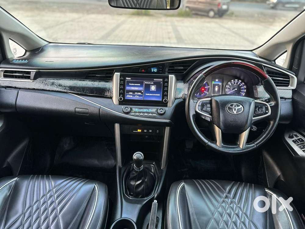 Toyota Innova Crysta 2.4 V 8 Str, 2022, Diesel