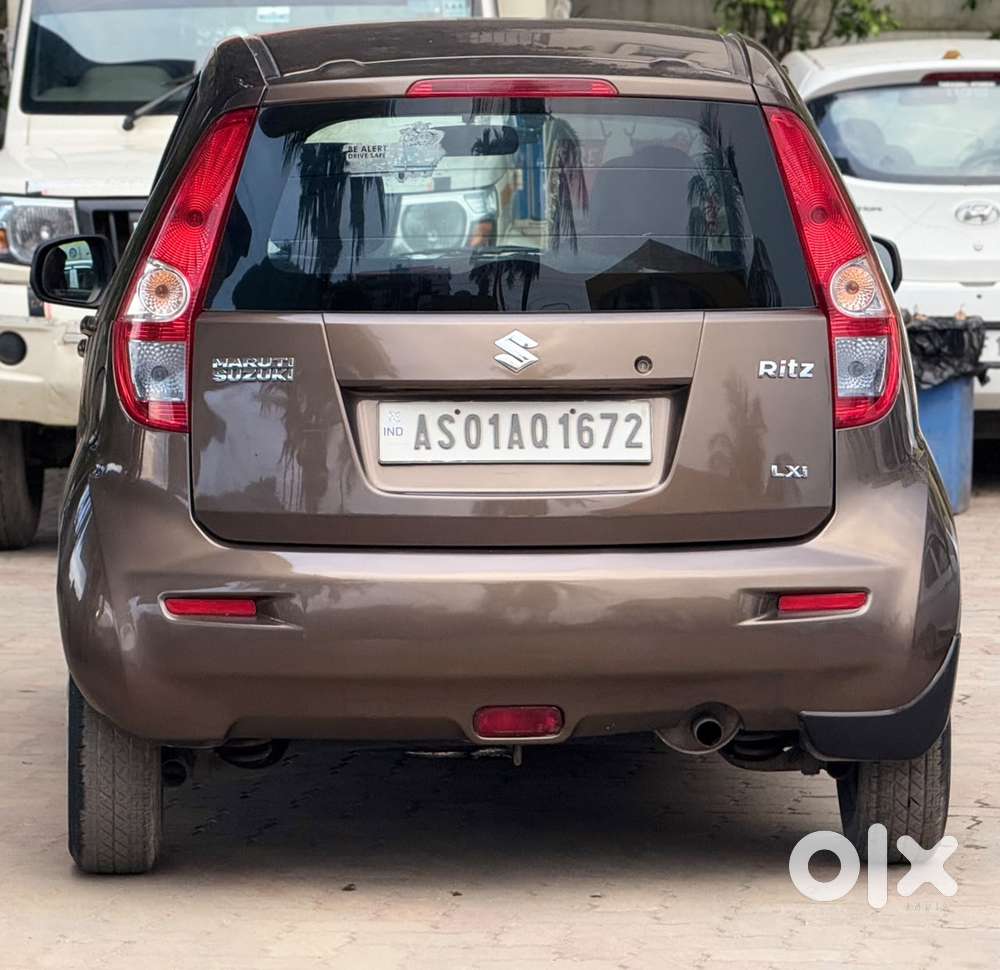 Maruti Suzuki Ritz Lxi, 2010, Petrol