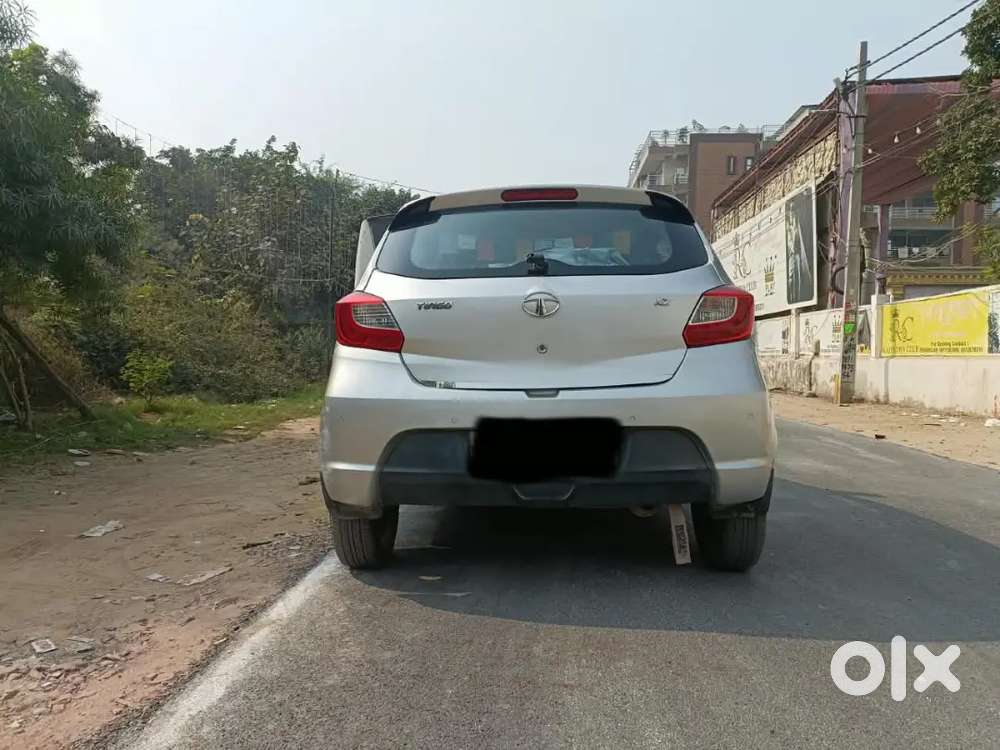 Tata Tiago Petrol 1.2 Revotron 2019