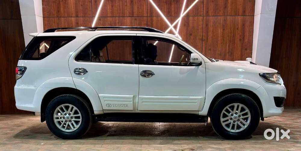 Toyota Fortuner 3.0 4x4 Automatic, 2012, Diesel