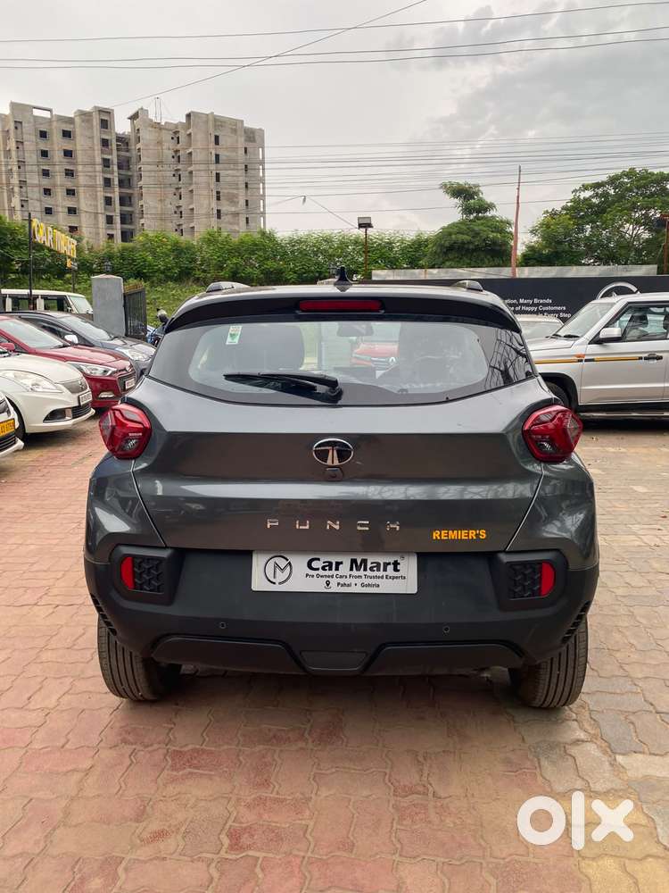 Tata Punch, 2025, Petrol