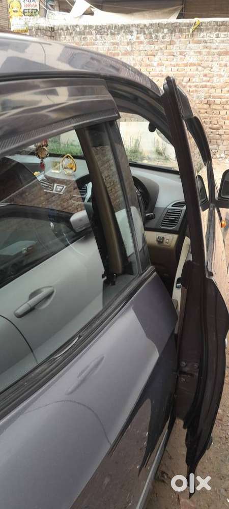 Hyundai Eon Magna Plus 2017  Petrol + Cng  Excellent Condition