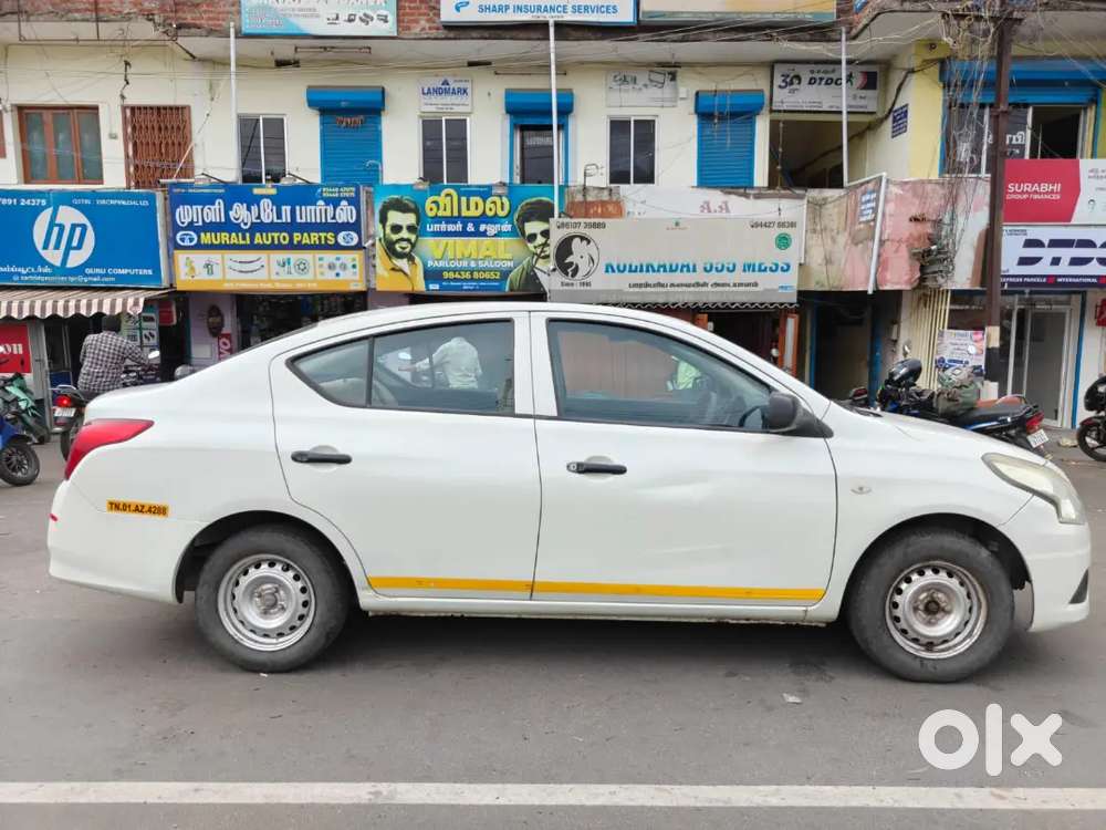 Nissan Sunny 2015
