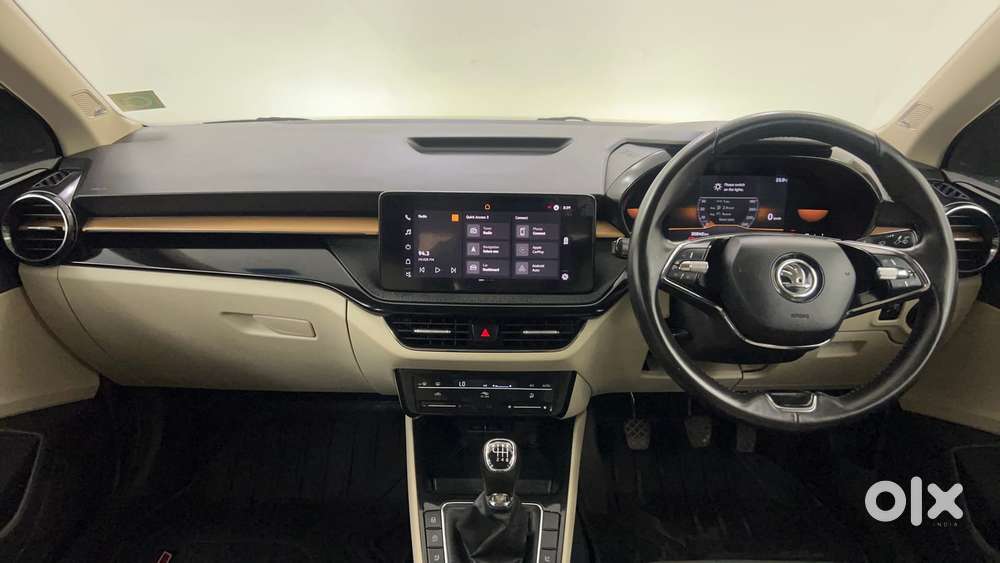 Skoda Slavia Style 1.0l Tsi Mt, 2022, Petrol