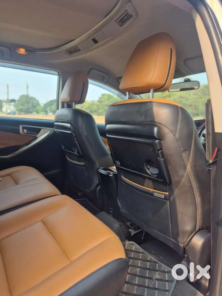 Toyota Innova Crysta [2020-ongoing] 2.4 Vx 7 Str, 2016, Diesel