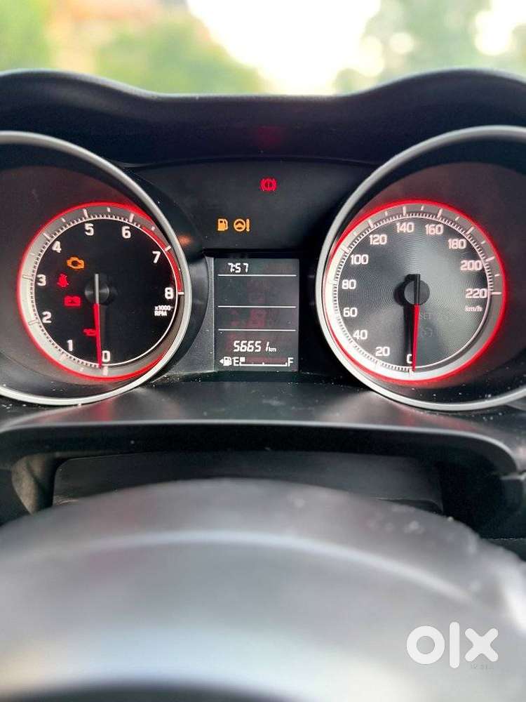 Maruti Suzuki Swift Vxi 1.2 Abs Bs-iv, 2021, Petrol