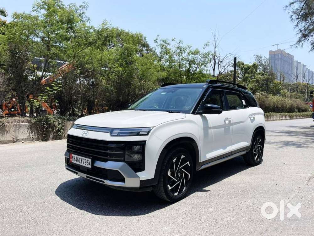 Hyundai Alcazar 2.0 Signature (o) Petrol At 7 Str, 2025, Petrol