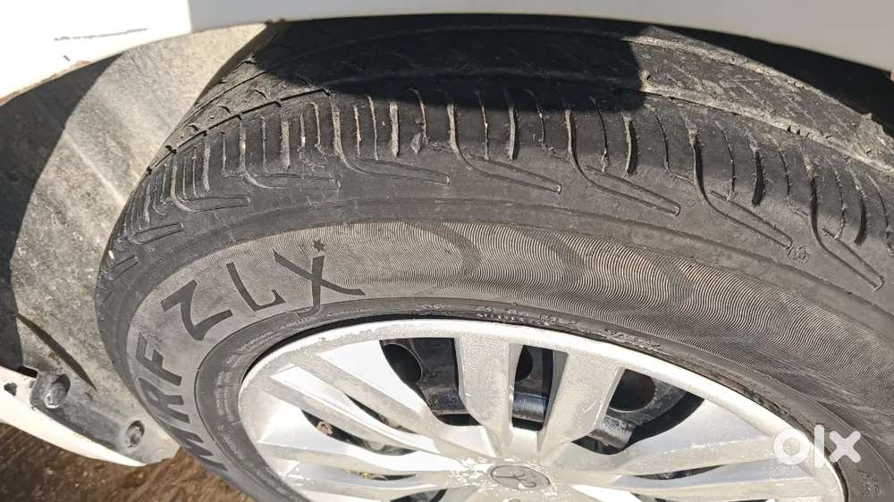 साइलेंट इंजन चलने में जोरदार आरामदायक