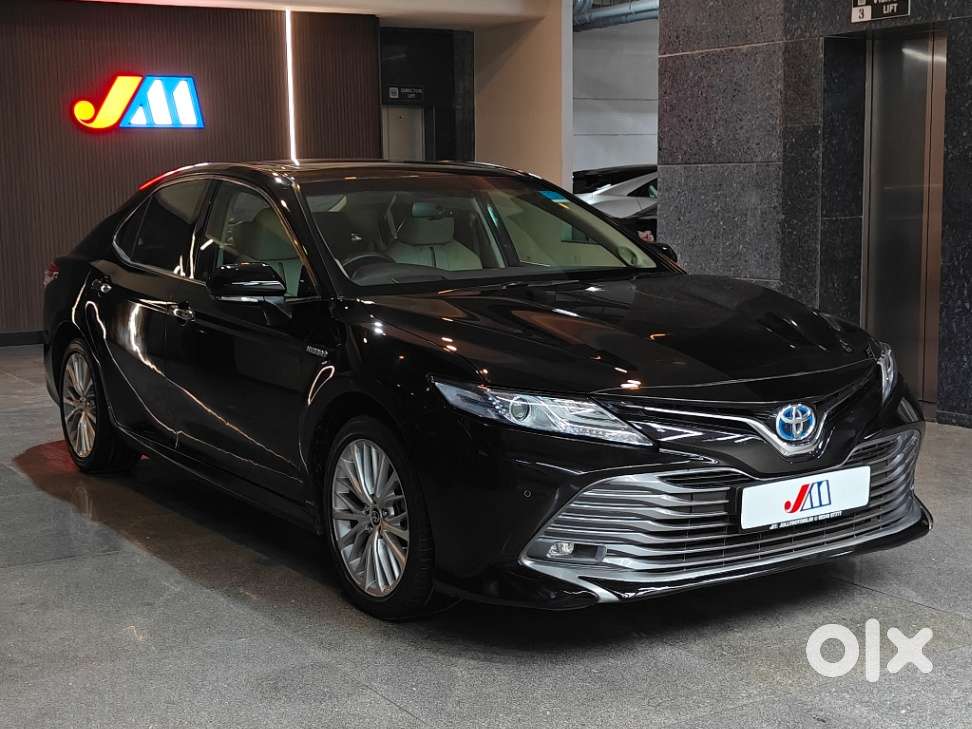 Toyota Camry Hybrid, 2020, Petrol