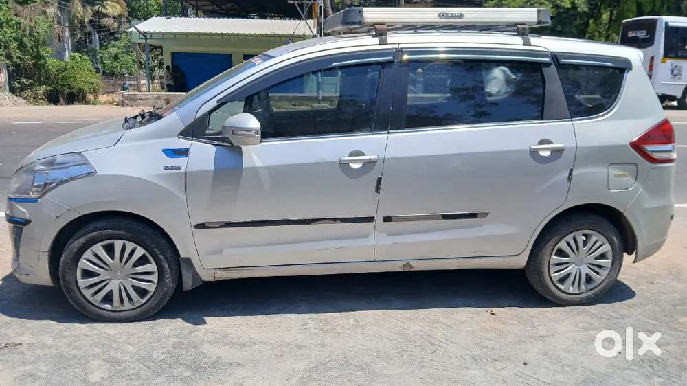 Maruti Suzuki Ertiga 2015 Diesel 237229 Km Driven