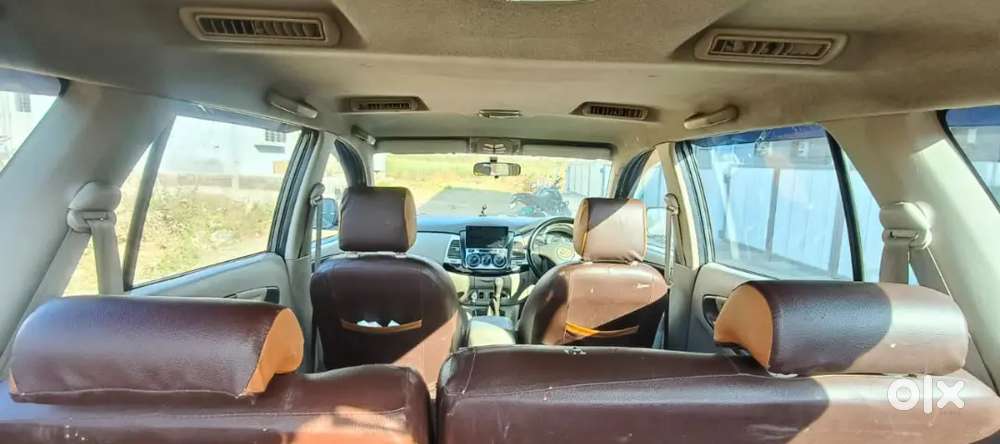 Toyota Innova 2011 Diesel 98000 Km Driven