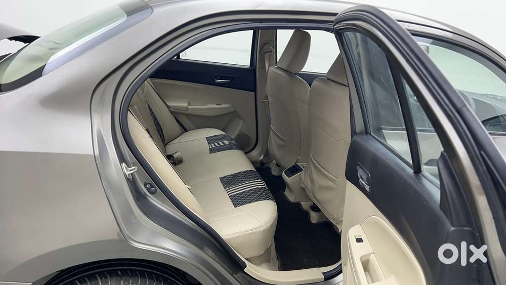 Maruti Suzuki Dzire Vxi Ags, 2022, Petrol