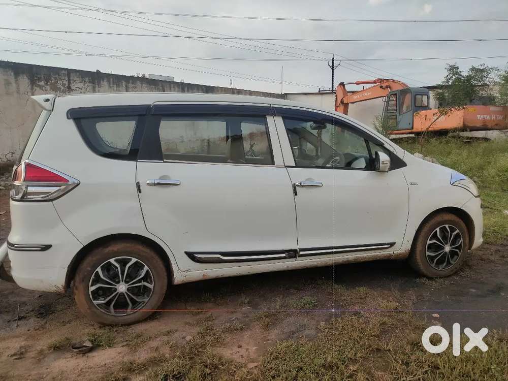 Maruti Suzuki Ertiga 2015 Diesel 250000 Km Driven
