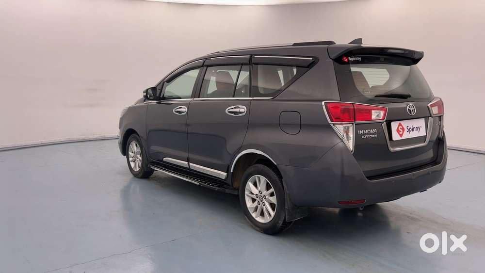 Toyota Innova Crysta [2020-ongoing] 2.4 Gx 7 Str, 2018, Diesel