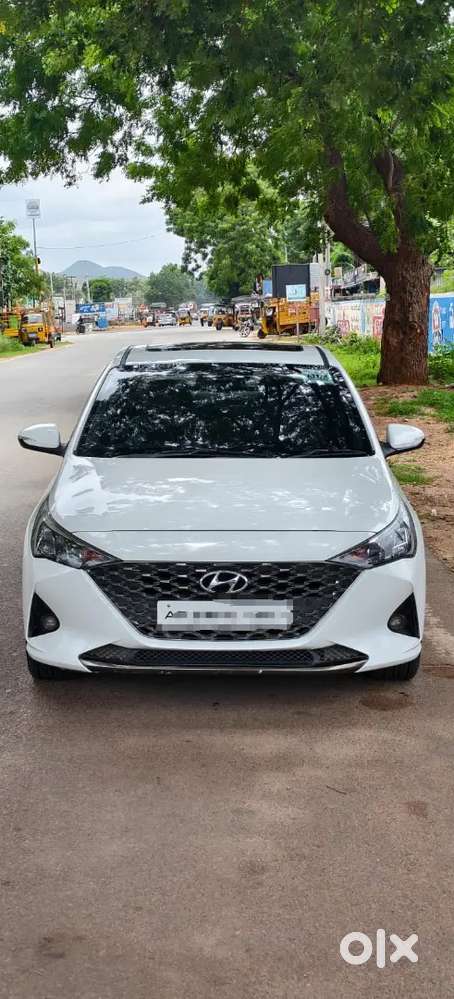 Hyundai Verna Sx O Diesel 6 Airbags