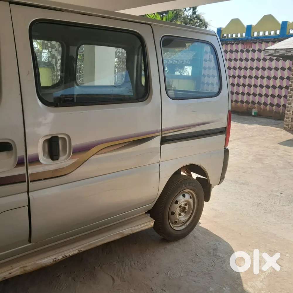 Maruti Suzuki Eeco 2011 Petrol 137800 Km Driven