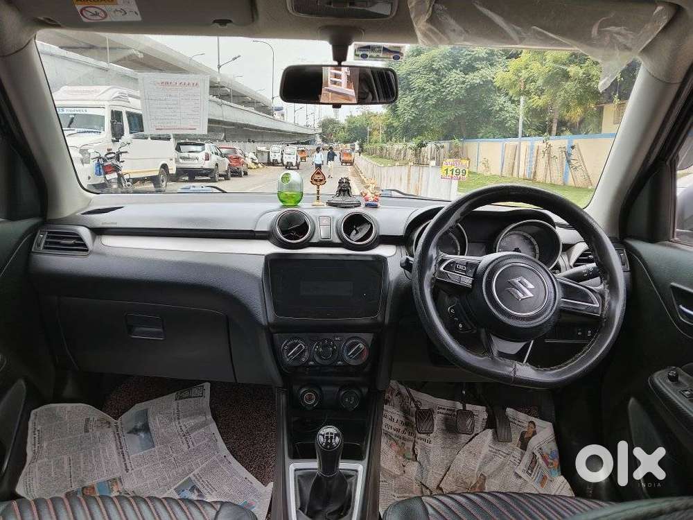 Maruti Suzuki Swift Vxi Optional, 2023, Petrol