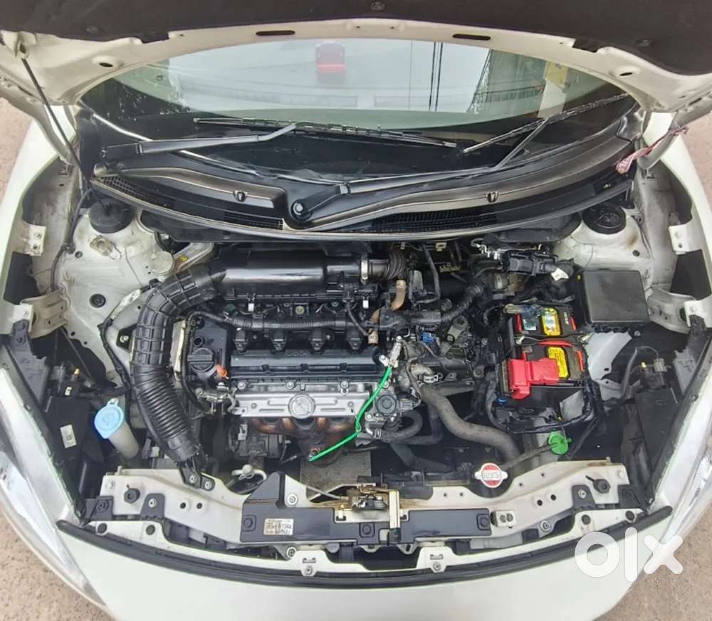 Maruti Suzuki Dzire 1.2 Vxi, 2023, Petrol