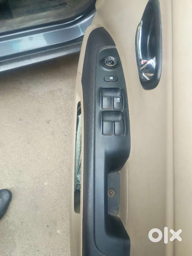 Hyundai I10 Sportz 2013