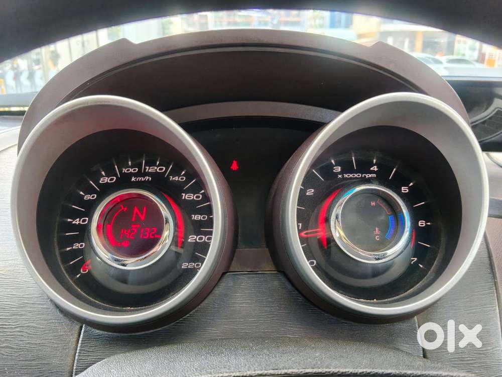 Mahindra Xuv500 2011-2015 W6 2wd, 2015, Diesel