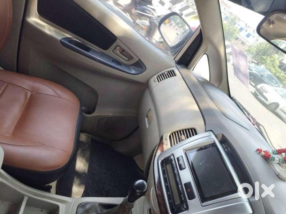 Toyota Innova 2.5 V 7 Str, 2014, Diesel