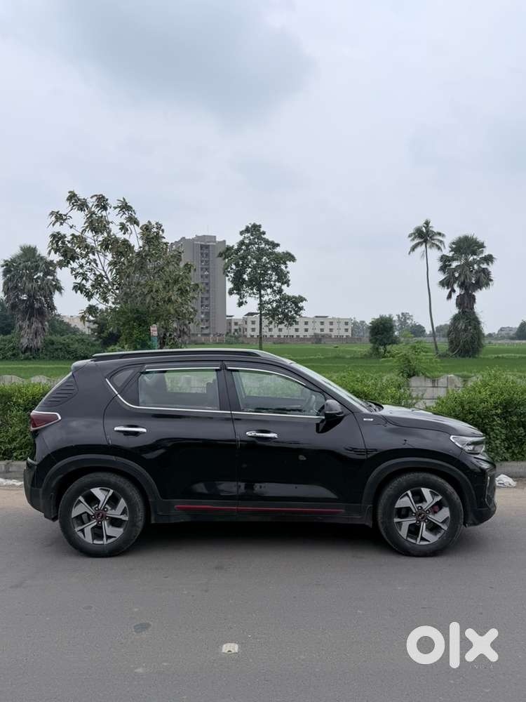 Kia Sonet Petrol 2021